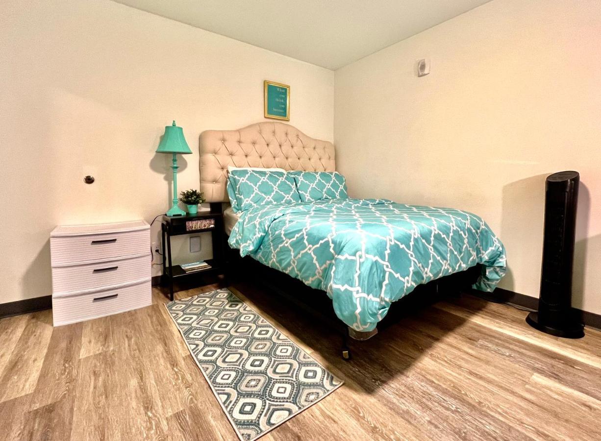 Private Room With Shared Bathroom On The 1St Floor 10 Minutes Walk To University Of Washington Сіетл Екстер'єр фото